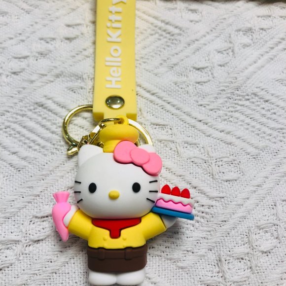 Hello Kitty 3D Keychain - Picture 2 of 2